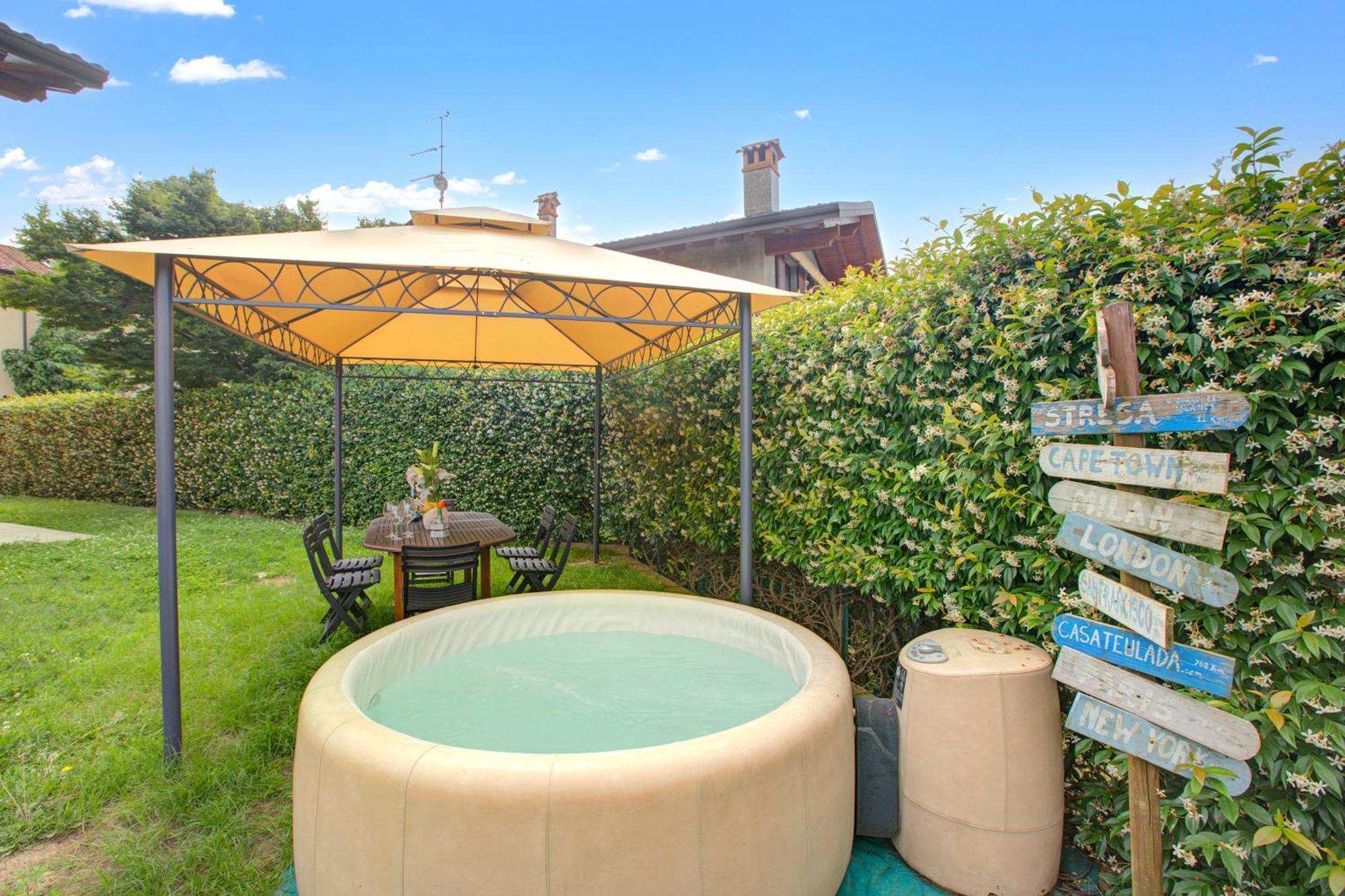 La Luna Nel Lago Lake View Garden - Happy Rentals Ispra Exteriör bild